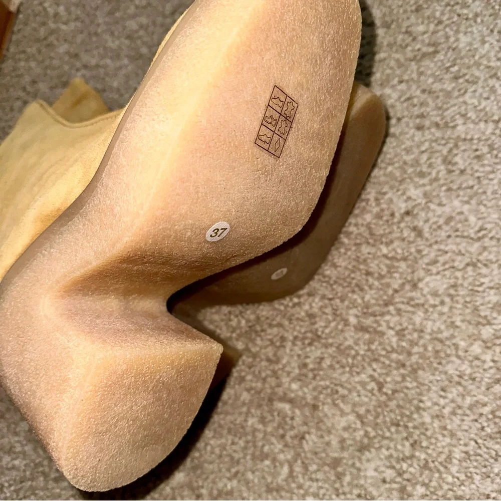 FREE PEOPLE Suede Platform Boots